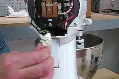 KitchenAid szerviz folyamat közben